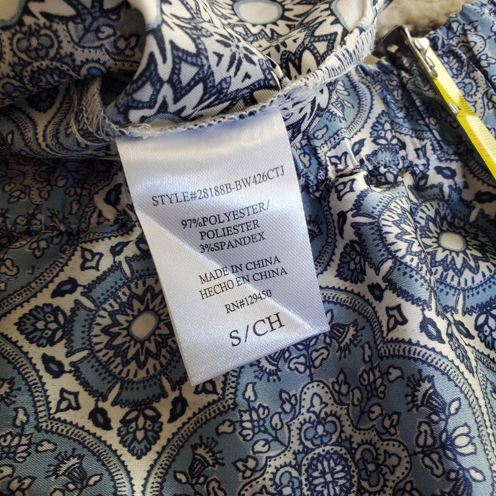Satin Pajamas Set - Picture 7 of 7